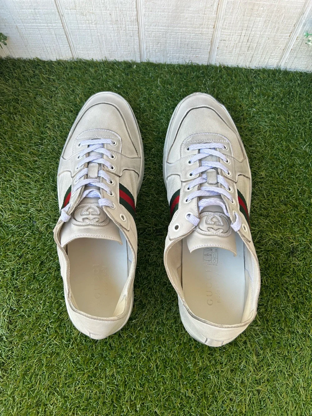 Gucci Men's Stretch low-top sneaker $980 white leather size 12 gently used